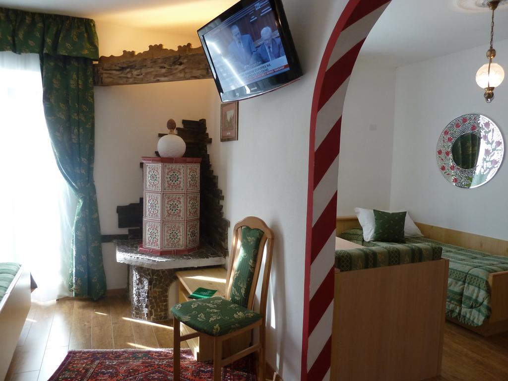 Hotel Ancora 卡斯特罗迪费耶美 外观 照片